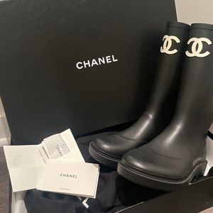 Chanel rubber boot size36
